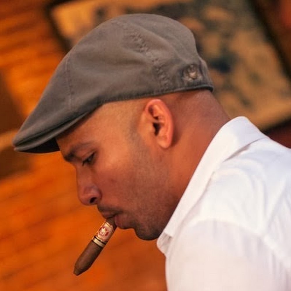 Meet your Posher, Omar